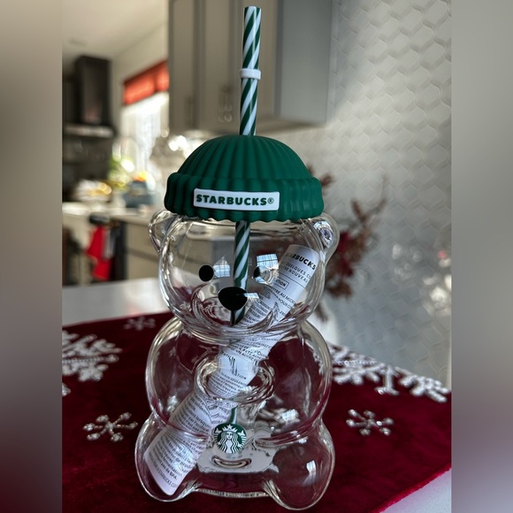 Limited Edition Starbucks “Bearista” cup - Picture 6 of 12